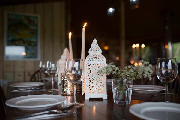 safari tent dining